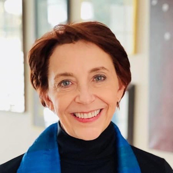 Martha Beck-600-02 Martha Beck, PhD, is a Harvard-trained sociologist, world-renowned coach and New York Times bestselling author.